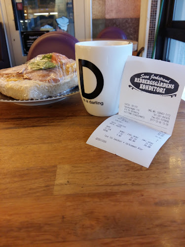 Danska V. 110, 416 59 Göteborg