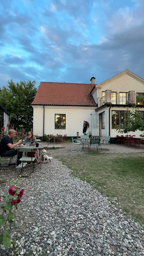 Opinii despre Kafé på Örum 119 în Löderup - Gastronomi och hotellverksamhet