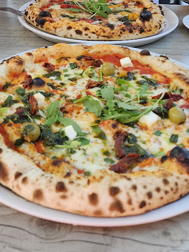 Comentarii opinii despre Kiviks Restaurang & Pizzeria