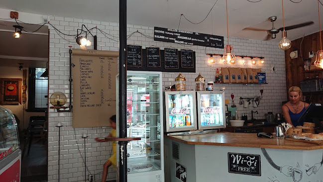 Cafe Point - Gastronomi och hotellverksamhet