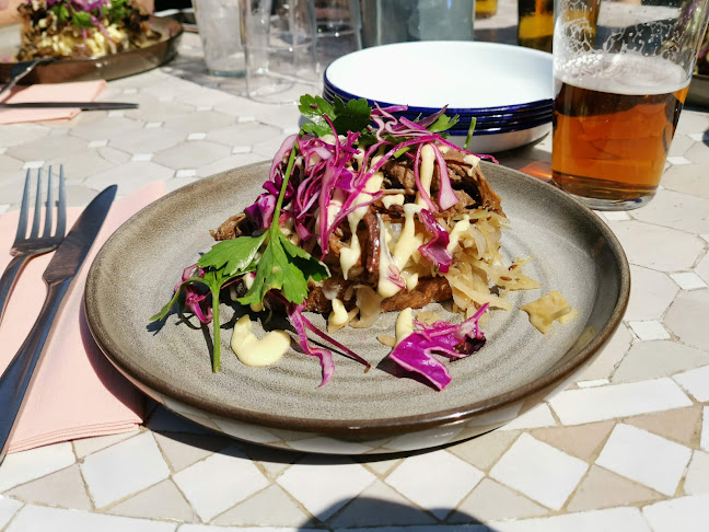 Esperantoplatsen 5, 411 19 Göteborg