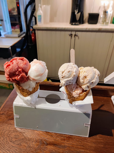 Comentarii opinii despre GlassTemplet