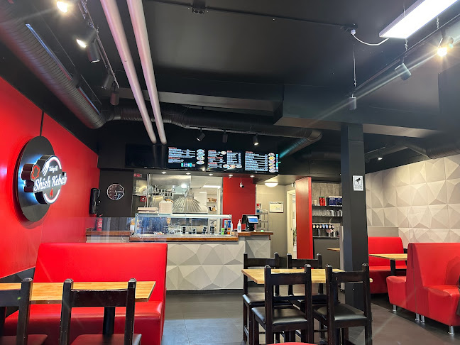 Yala Yala restaurangen Open Times