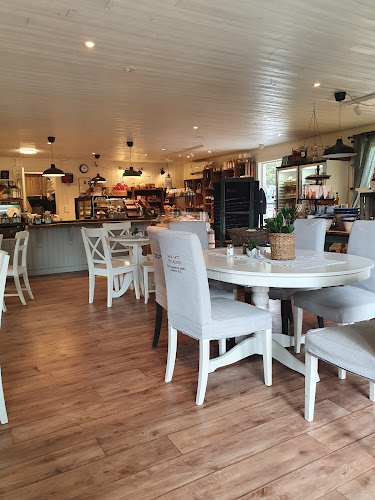 Väddö Gårdsmejeri - Gårdsbutik & Café - Gastronomi och hotellverksamhet