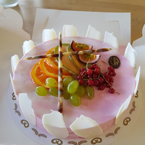 Reviews of Bageriet Sjöstrands AB in Munka-ljungby - Gastronomi och hotellverksamhet