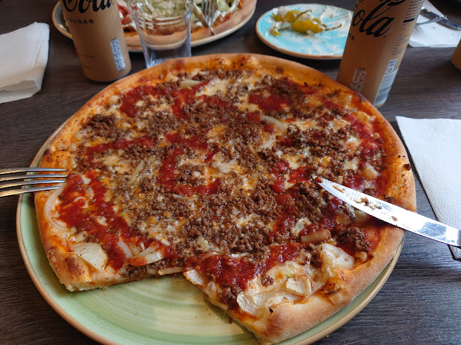 Opinii despre Pizzeria Venezia în Alingsås - Gastronomi och hotellverksamhet