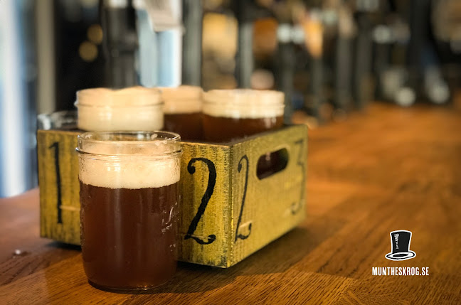 Opinii despre Pub Nessie în Helsingborg - Gastronomi och hotellverksamhet