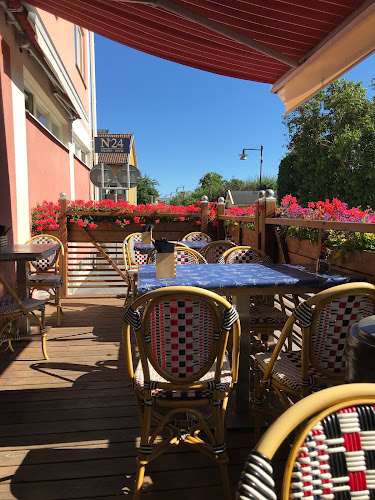 Ankaret - Gastronomi och hotellverksamhet