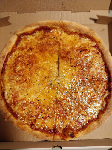 Comments and reviews of Frigga Pizzeria