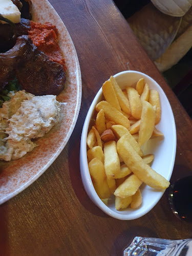 Tapco meza Lounge Open Times