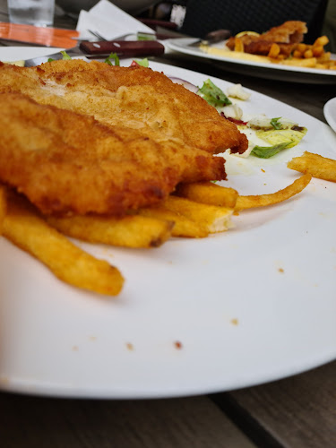 Opinii despre Simons Bar & Kök în Ängelholm - Gastronomi och hotellverksamhet