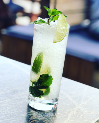 Comentarii opinii despre Templet Bar & Cafe