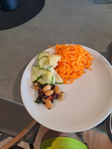 Comments and reviews of Heat Kista