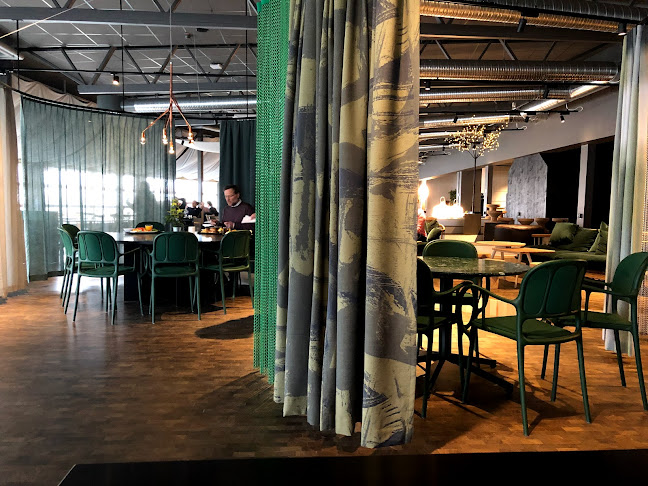 The Hive Foodmarket Open Times