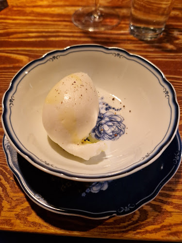 Allegrine - Gastronomi och hotellverksamhet