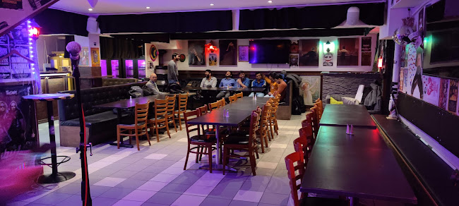 Whoopsi Daisy - Gastronomi och hotellverksamhet