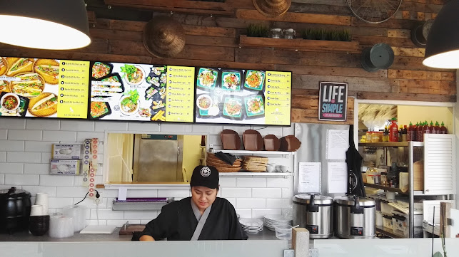 Reviews of Bánh Mì King Stattena - Vietnamese Street Food in Helsingborg - Gastronomi och hotellverksamhet