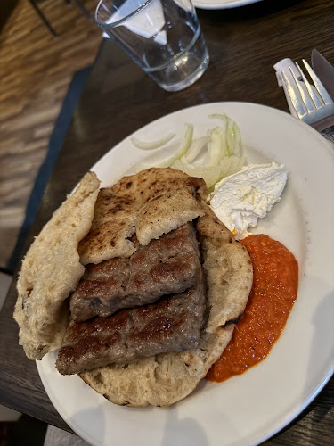 Opinii despre Restaurant Bosna în Göteborg - Gastronomi och hotellverksamhet