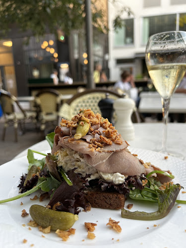 Opinii despre Smedjan Kök & Bar i Västerås în Västerås - Gastronomi och hotellverksamhet