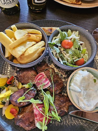 Restaurang Pappa Ninmari Katrineholm - Gastronomi och hotellverksamhet