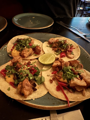 Comentarii opinii despre YUC! Mexican (Odenplan)