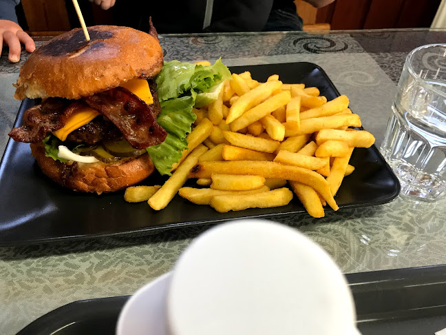 Opinii despre Stekhuset i Sala în Sala - Gastronomi och hotellverksamhet