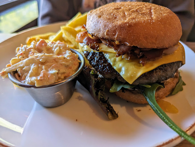 Timeout Grill & Sportsbar - Lyckeby