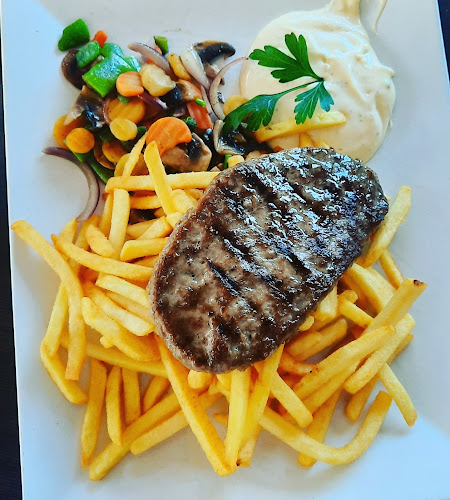 Reviews of Restaurang Phoenix in Kungsör - Gastronomi och hotellverksamhet