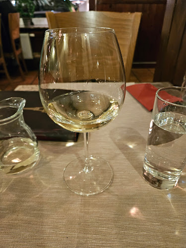 Restaurant Parisien Phone number