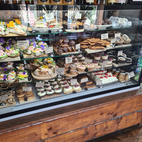 Stallgården Phone number