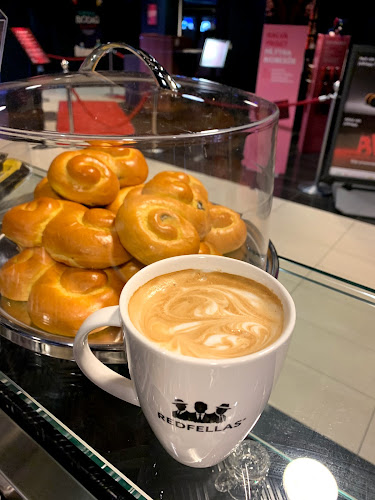 Redfellas - Gastronomi och hotellverksamhet