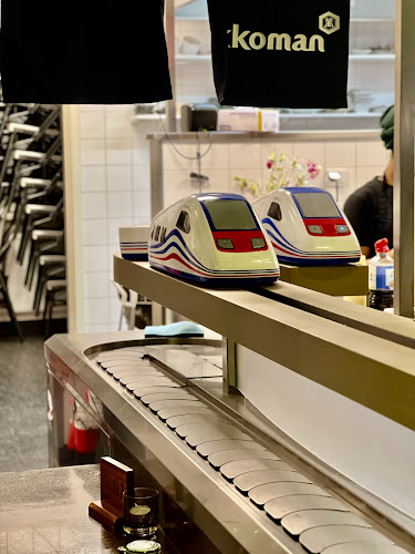 Kokukujira-Tairyo - Gastronomi och hotellverksamhet