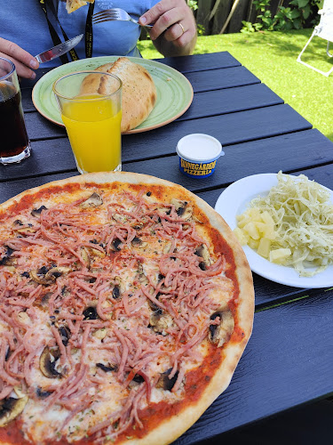 Reviews of Sannegårdens Pizzeria Kinna in Kinna - Gastronomi och hotellverksamhet