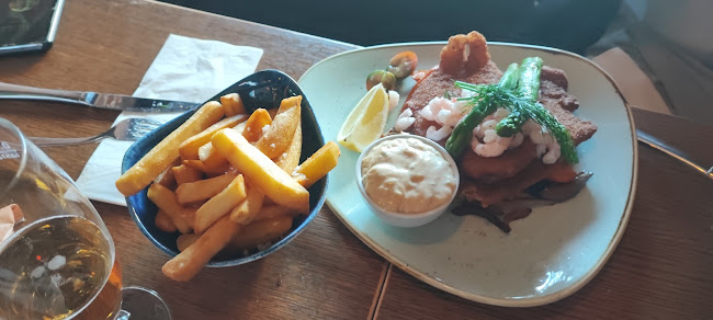 Broderstugan - Gastronomi och hotellverksamhet