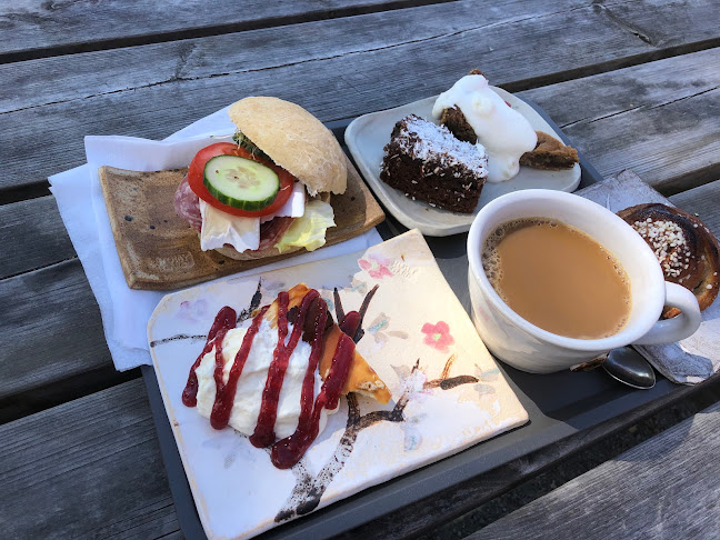 Husby gård 8, 164 30 Kista