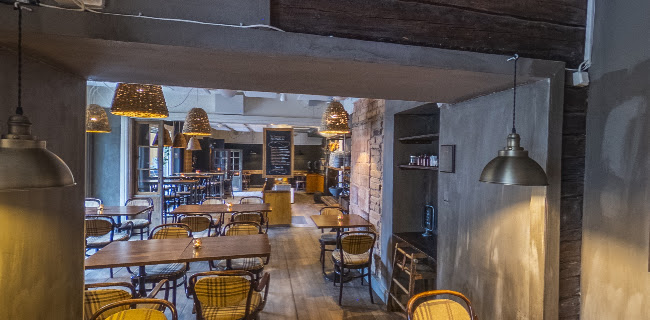 Östra Långgatan 35, 731 30 Köping