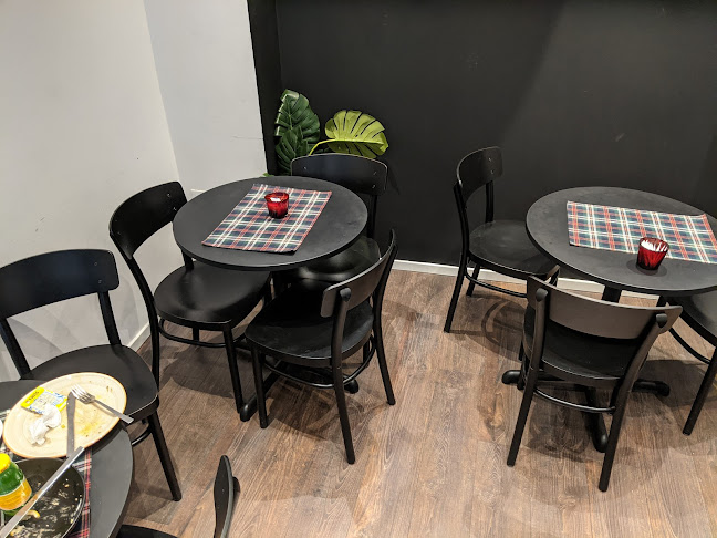 Lupin Caffetteria - Gastronomi och hotellverksamhet