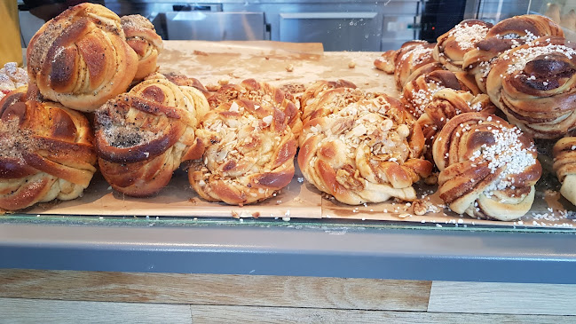 Opinii despre Leijon Stenugnsbageri & Konditori în Uppsala - Gastronomi och hotellverksamhet