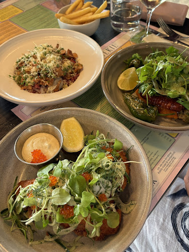 Comments and reviews of Publik Mat & Bar