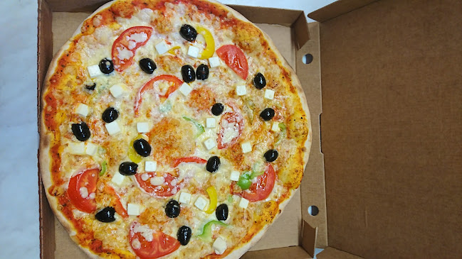 Opinii despre Pizzeria Verona în Köping - Gastronomi och hotellverksamhet