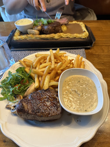 Reviews of Capri Pizzeria in Skoghall - Gastronomi och hotellverksamhet