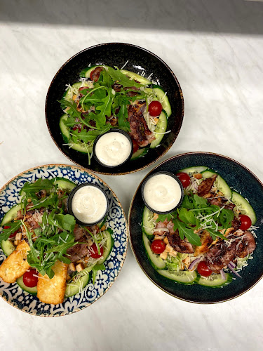 Opinii despre Dragon Pizza Deli Pasta Grill în Gnesta - Gastronomi och hotellverksamhet