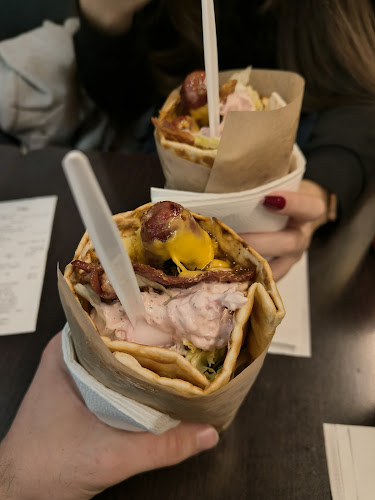 E4-baren - Gastronomi och hotellverksamhet