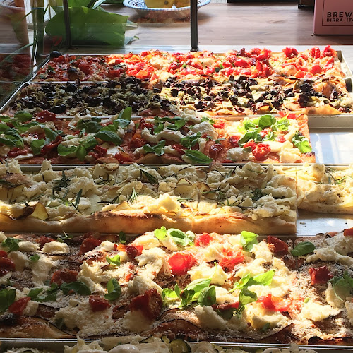 Comments and reviews of THE ITALIAN COUSINS