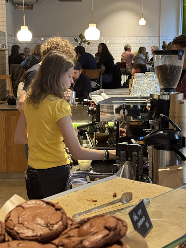 Opinii despre Svedjan Bageri în Stockholm - Gastronomi och hotellverksamhet