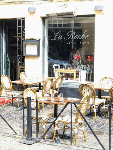 La Roche - Gastronomi och hotellverksamhet