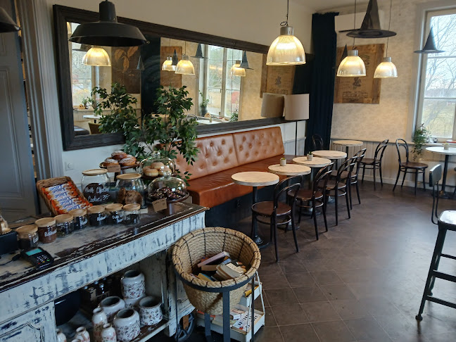 Västerby Café & Secondhand - Falun