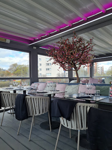 Orvar Bergmarks Plats 1, 702 23 Örebro