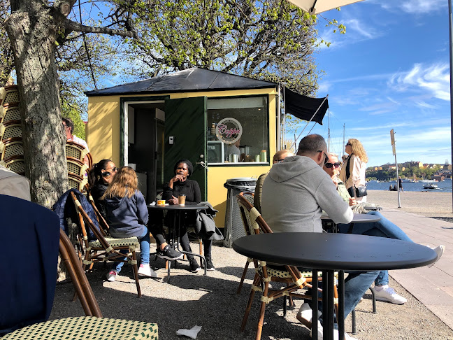Gelatokiosken - Gastronomi och hotellverksamhet