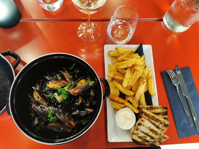 Comentarii opinii despre Rockers Kitchen & Club